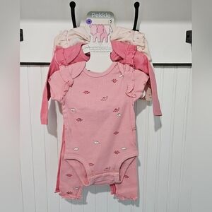 Pekkle Pink and Cream Dinosaur Print Baby 5 Piece Set, New with Tags, 3 Months